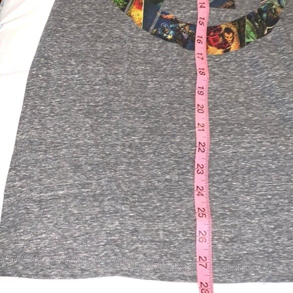 Marvel Avengers Gray Graphic T-Shirt With Comic Artwork Logo M Heathered Cotton - Picture 6 of 7